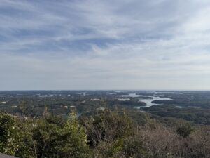 横山展望台の木もれ日テラスから見た英虞湾
