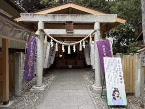 女性の願いをひとつ叶えてくれる三重県鳥羽市の石神さん (2)