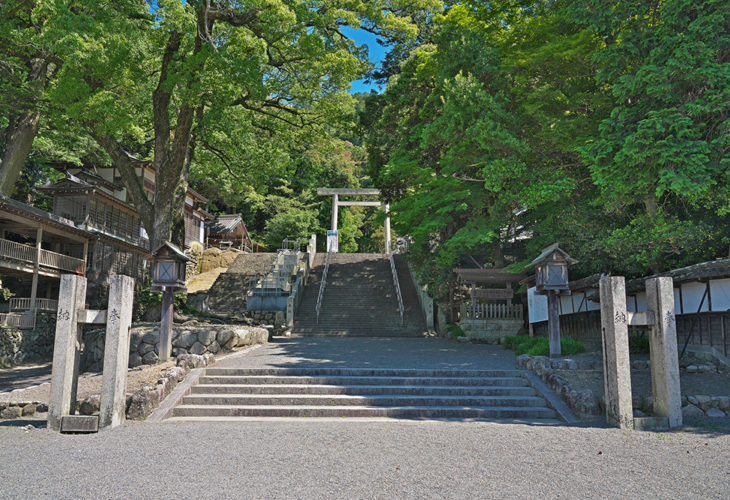 人気のパワースポット三重県桑名市 多度大社
