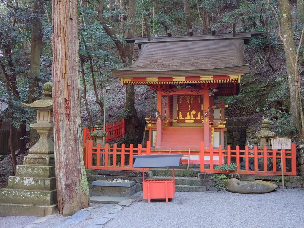 縁結びの神様・パワースポットとして有名な「多度大社・美御前社」