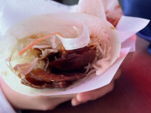神戸中華街・南京町の黄金の北京ダック専門店 華鳳３