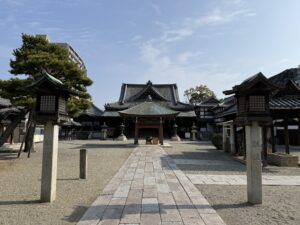 松阪市の厄除け・厄払いは岡寺山継松寺の初午大祭3