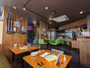 松阪市のイタリアン daRumA 松阪ダルマの店内