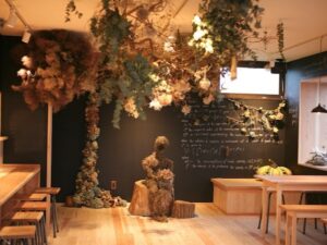 津市のcolorful coffee（カラフルコーヒー）の店内