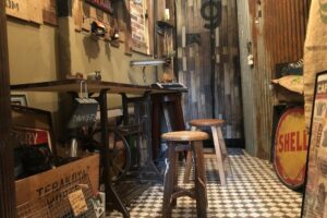 鳥羽市のてらこやCafe店内