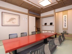 伊勢市の老舗割烹「大喜」の店内
