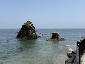 三重県伊勢市のパワースポット「夫婦岩」
