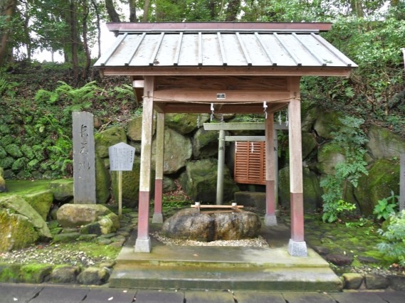 三重県津市の射山神社