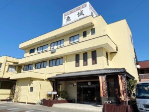 三重県桑名市の魚城 （うおじょう）の外観
