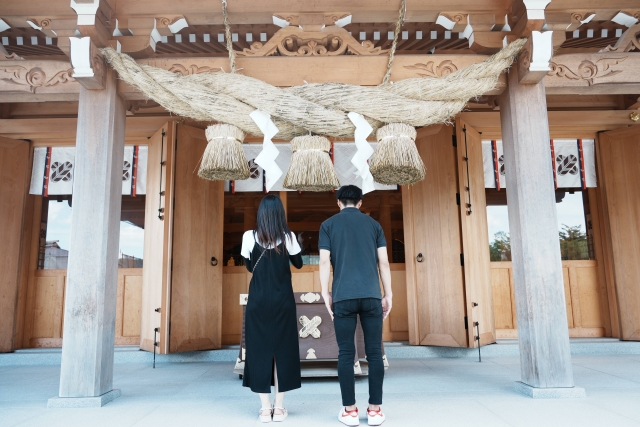 伊勢神宮に恋愛中のカップルや夫婦で参拝すると喧嘩して別れる本当？