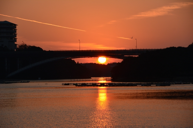 「日本の夕陽百選」賢島大橋から望むサンセット