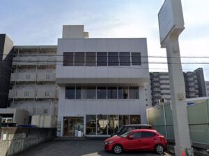 三重県津市の保護猫カフェ285（ニヤゴ）