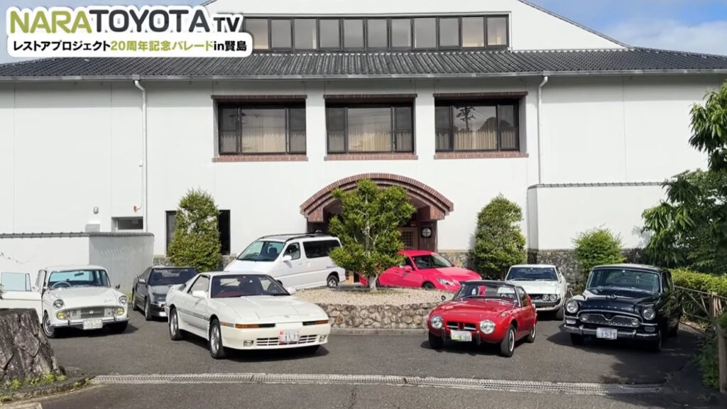 昨年のパレードに参加したクラシックカー
