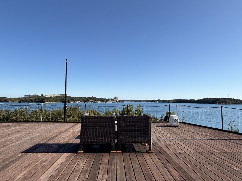 三重県で人気の日帰りデートスポット「志摩地中海村」の写真映えする絶景スポット
