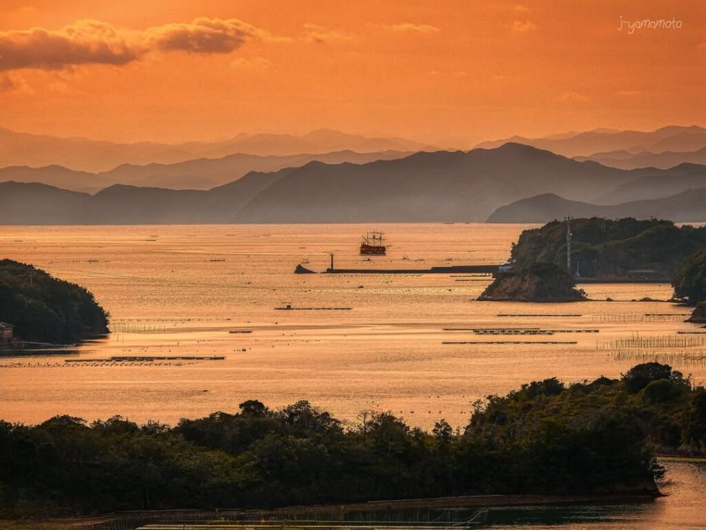 夕陽百選認定地のともやま園地桐垣展望台・ともやま公園からの英虞湾の夕日