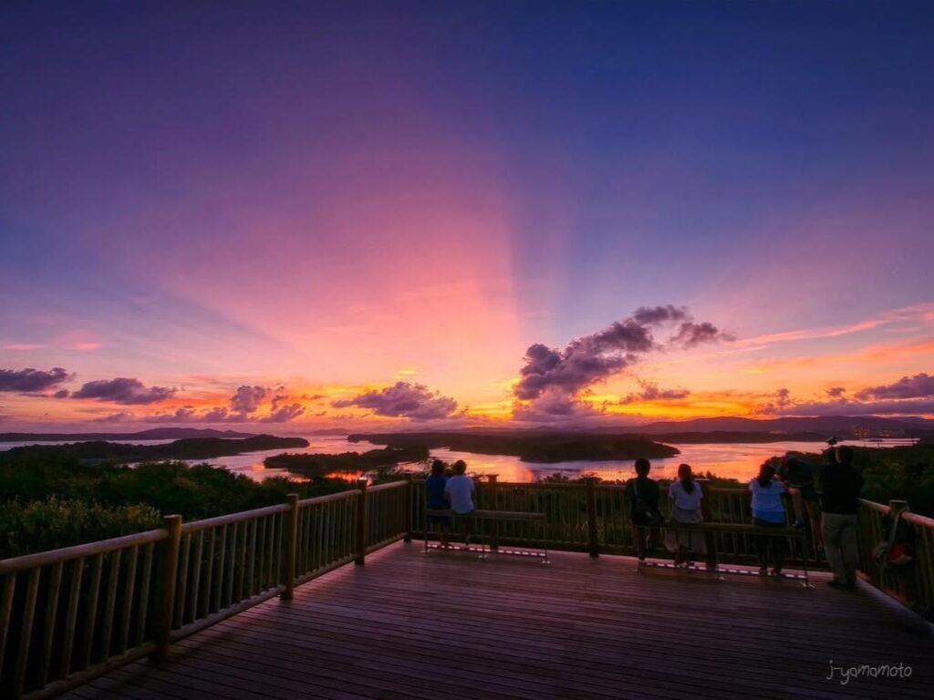 夕陽百選認定地のともやま園地桐垣展望台・登茂山公園のマジックアワーの夕日