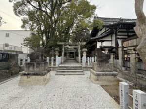 安産祈願なら桑名宗社（春日神社）境内の「母山神社」