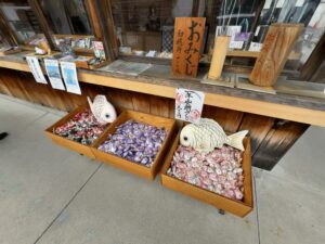 桑名宗社（春日神社）の一年安鯛みくじ