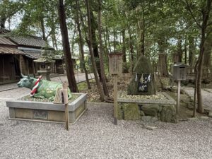 田丸神社の境内2