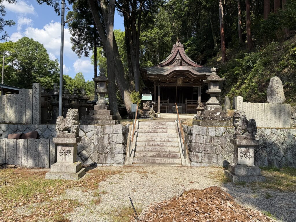 国津神社は名張市で縁結びの大木が有名な神様・パワースポット✨