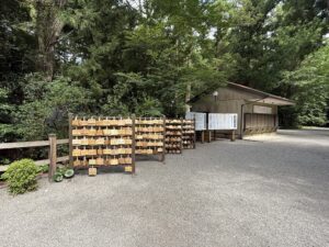 あたまの神様「頭之宮四方神社」は合格祈願の絵馬