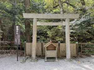 あたまの神様「頭之宮四方神社」御滝さん