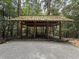 伊勢神宮 内宮・皇大神宮の別宮「瀧原宮」の境内2